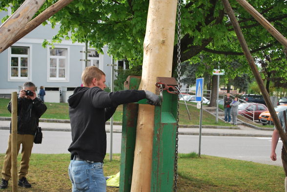 Maibaum 09, Party in der Gemüsehalle - 