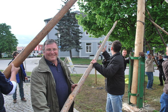 Maibaum 09, Party in der Gemüsehalle - 