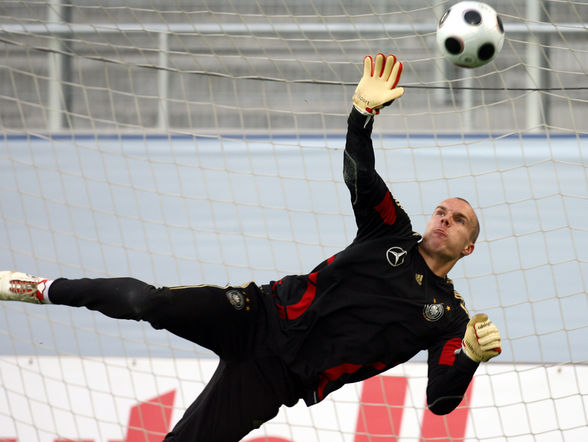 Robert ENKE!!!  R.I.P - 