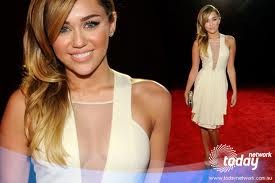 Miley Cyrus - 