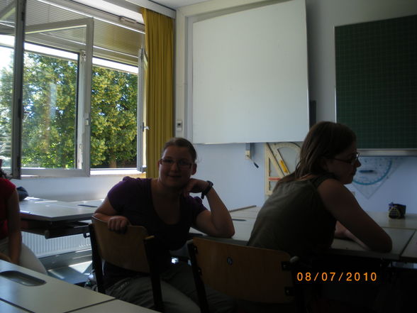 SchuLe . =) - 