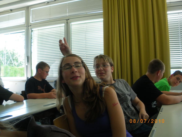 SchuLe . =) - 