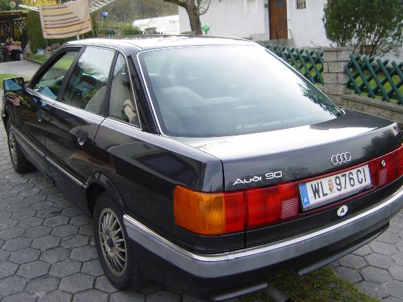 Audi 90  - 