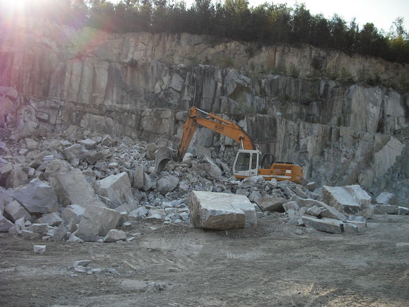 Liebherr 932 - 