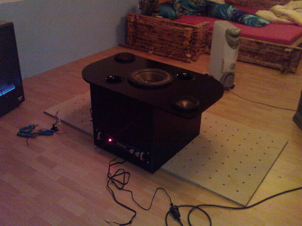 Woofer-Box-Lautsprecher-Party-Tisch - 