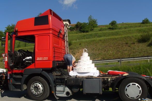 Truckerhochzeits-Überaschung - 