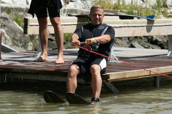 Wasser-ski fahren auf der schönen Donau! - 