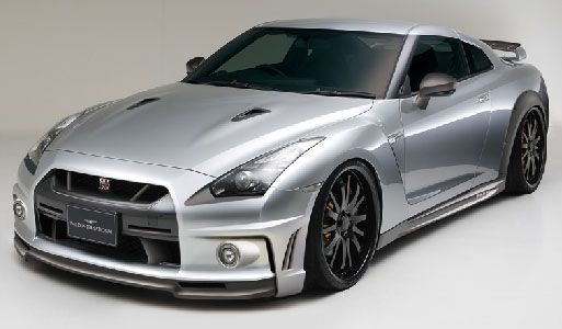 mei traumauto nissan gtr - 