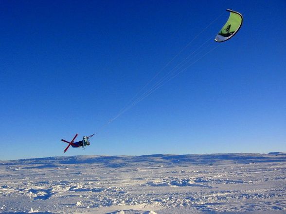 Snowkite !! - 