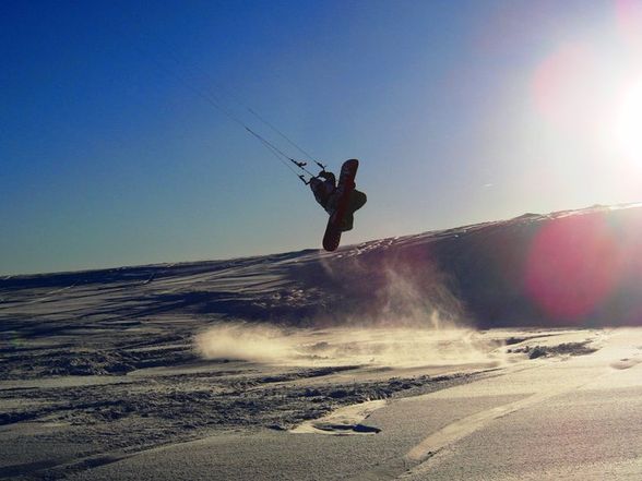 Snowkite !! - 