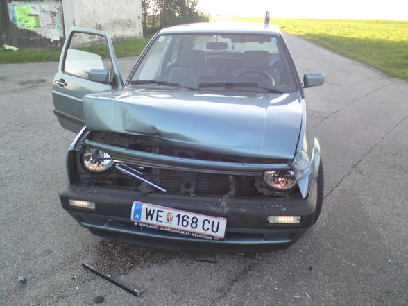 Destroyed by Nissan Navara - 