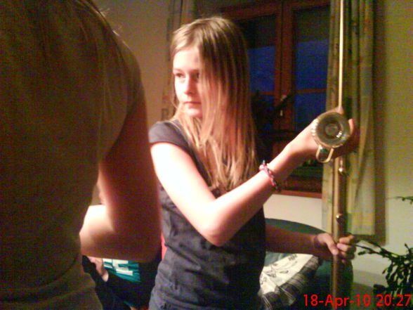 FrIeNdS sAtS mA sOw wIcHtIg - 