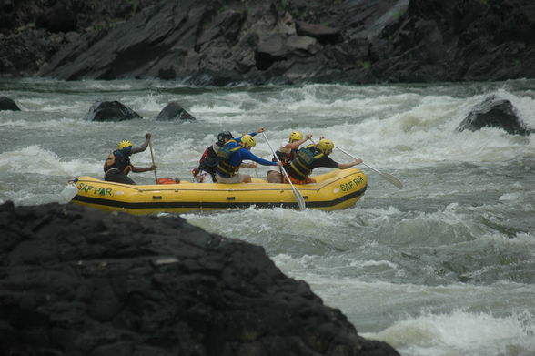 rafting on the mighty zambezi - 