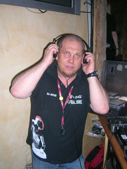 DJ-MIKE - 