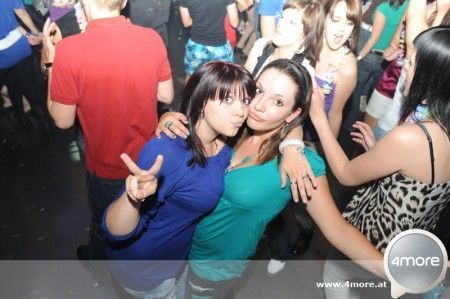 Party ohne ende..=) =)  - 