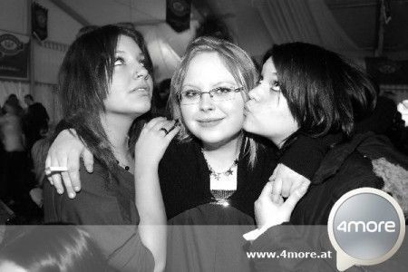 Party ohne ende..=) =)  - 