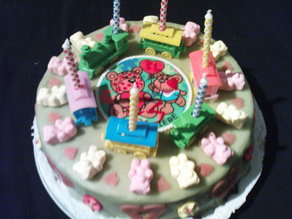 Etzy's geb. Torte :D - 