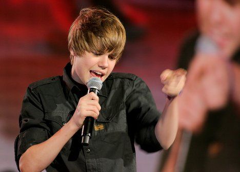 Justin Bieber - 