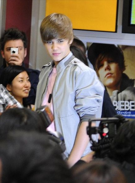 Justin Bieber - 