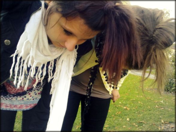 Sarah und Nina im Park :D - 