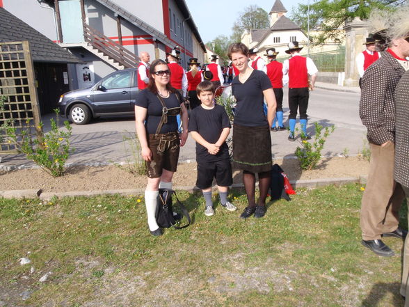 Maibaum Aufstellen in Stadl-Paura - 