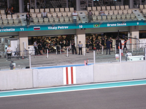 Abu Dhabi 2011 - 