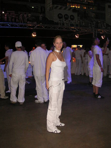 sensation-white 2005 - 