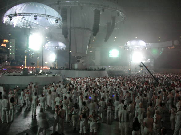 sensation-white 2005 - 