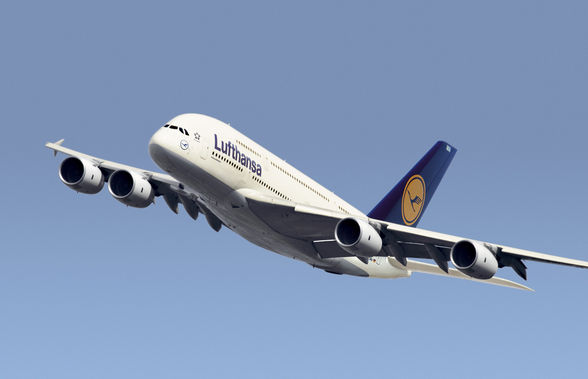 Airbus A380 - 