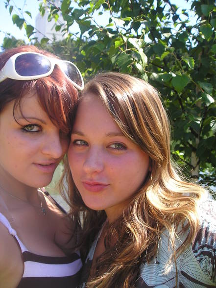 anja & carina - 