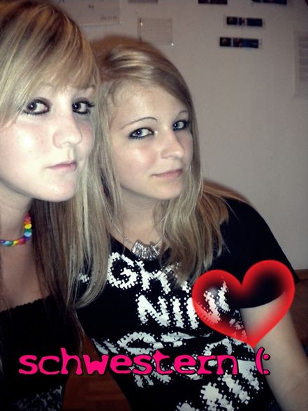 Juliebby && iich (wüüdsaufamily) - 