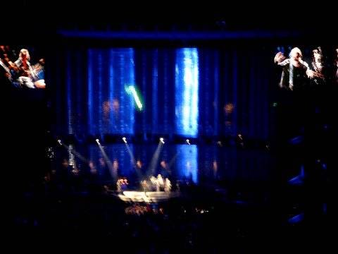 U2 Vertigo-Tour 2005 - Live in Wien - 