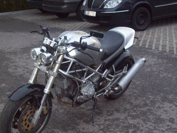 MEINE DUCATI - 