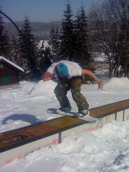 Snowboarden :) - 