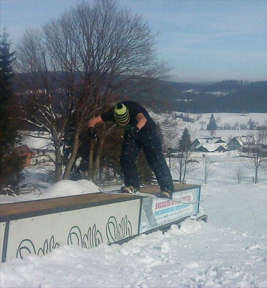 Snowboarden :) - 