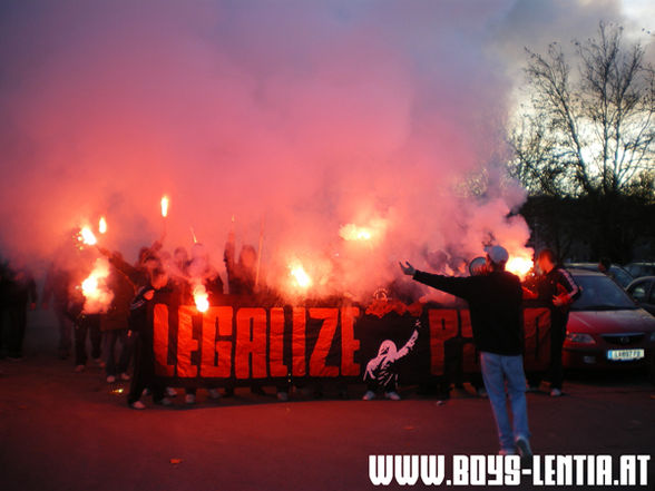 pyrotechnik ist kein verbrechen - 