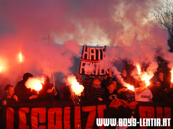 pyrotechnik ist kein verbrechen - 