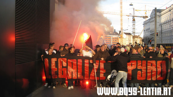 pyrotechnik ist kein verbrechen - 