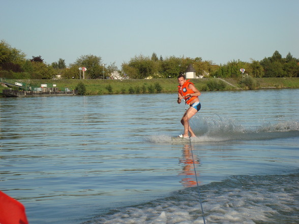 wakeboarding - 