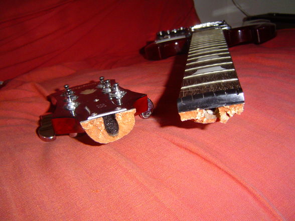 Guitar - 