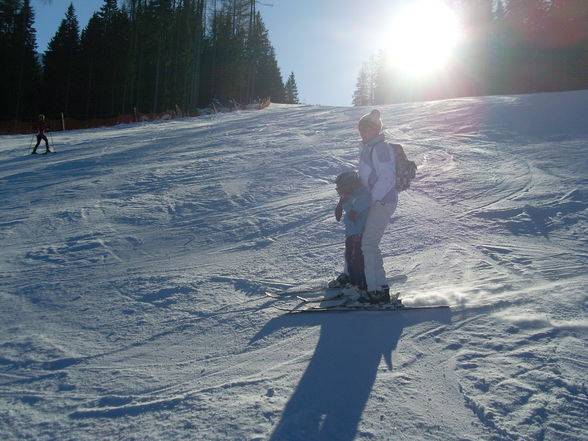 erstes skifahren der saison - 