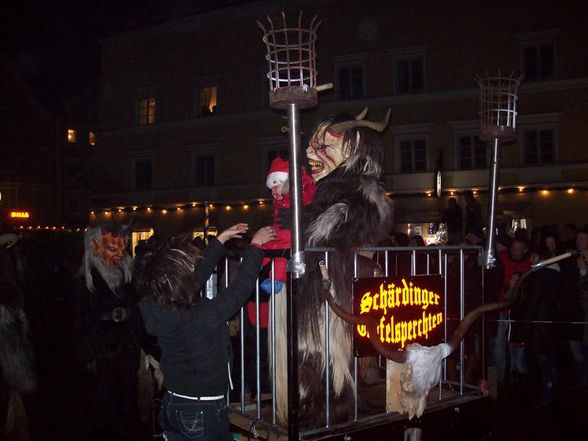 perchtenlauf schärding, 08.12.10 - 