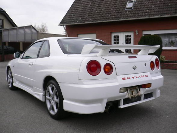 Nissan Skyline R34  - 