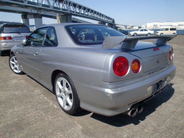 Nissan Skyline R34  - 