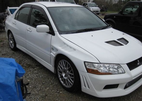 Mitsubishi Lancer - 