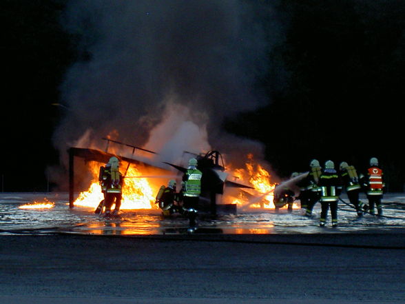 Flughafen Feuerwehr - 