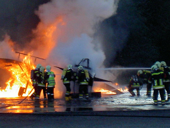 Flughafen Feuerwehr - 