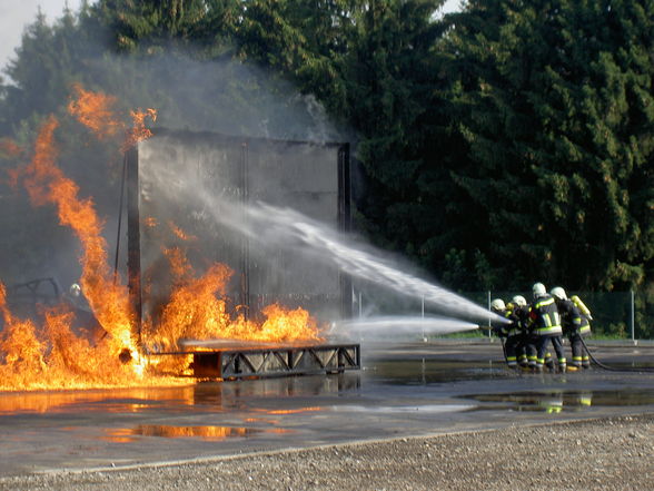 Flughafen Feuerwehr - 