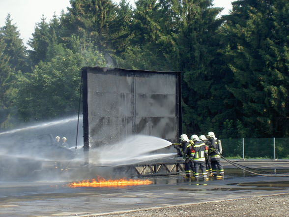 Flughafen Feuerwehr - 