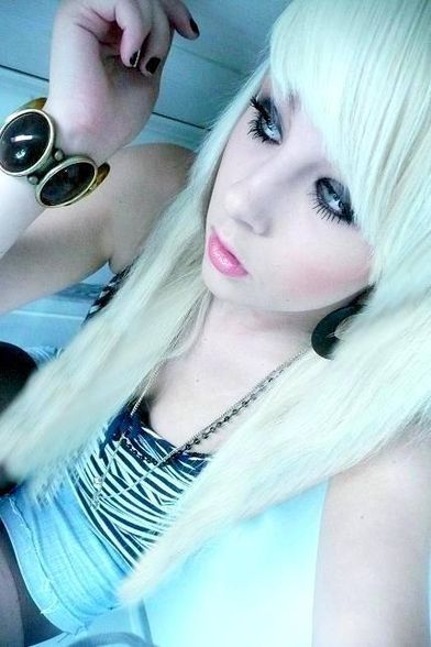 BLOND *______* - 